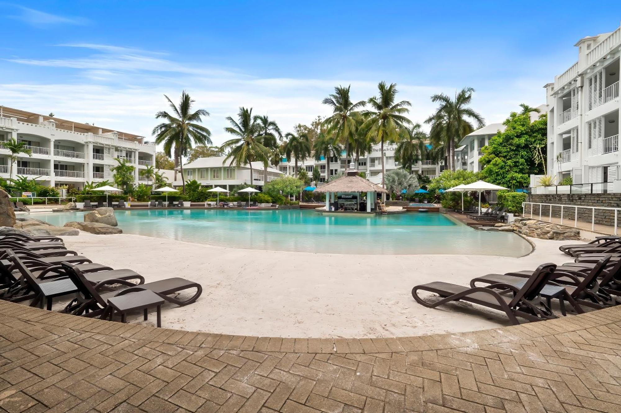 Elysium Private Apartments At Beach Club & Spa Palm Cove Exterior photo