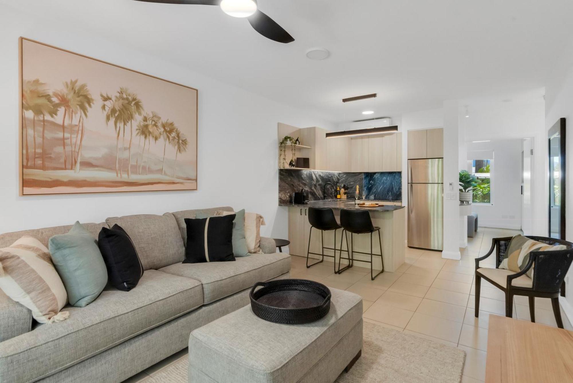 Elysium Private Apartments At Beach Club & Spa Palm Cove Exterior photo